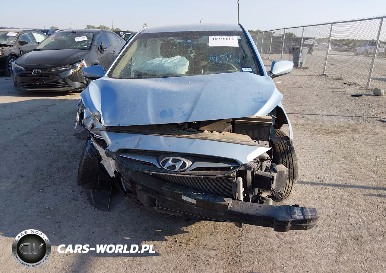 2014 Hyundai Accent Gls VIN:KMHCT4AE8EU717621 - 5