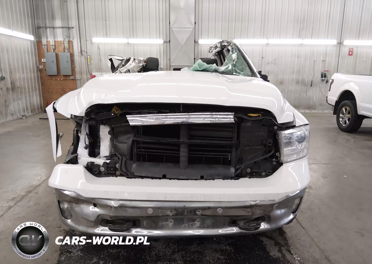 2016 Ram 1500 Laramie VIN:1C6RR7NT1GS414189 - 12