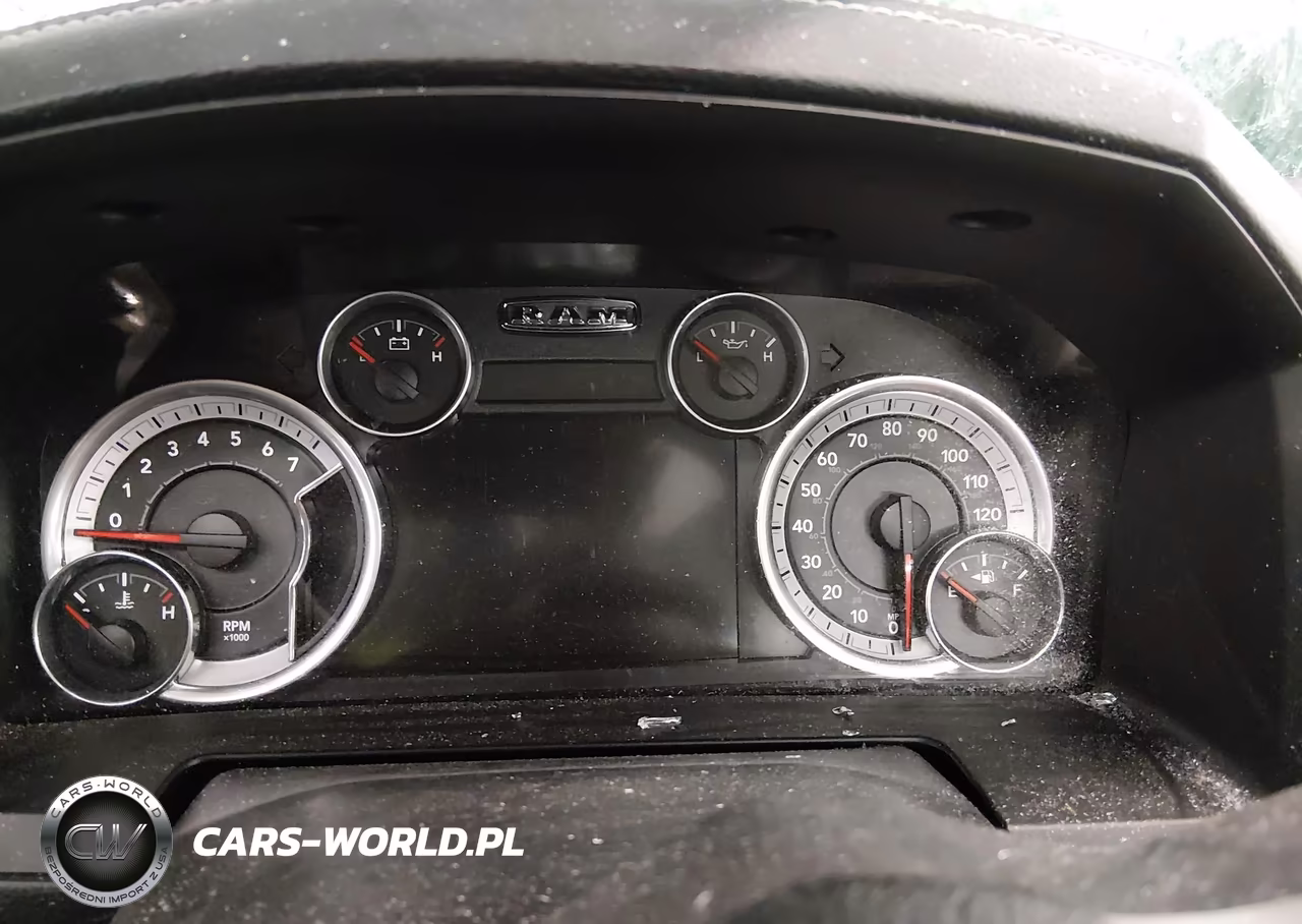 2016 Ram 1500 Laramie VIN:1C6RR7NT1GS414189 - 7