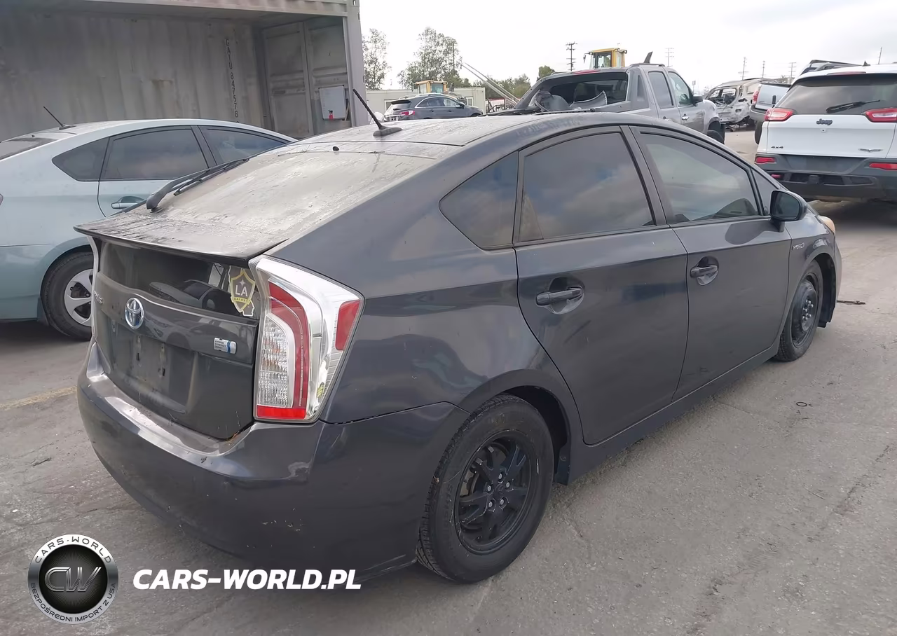 2012 Toyota Prius Three VIN:JTDKN3DU4C1609261 - 4