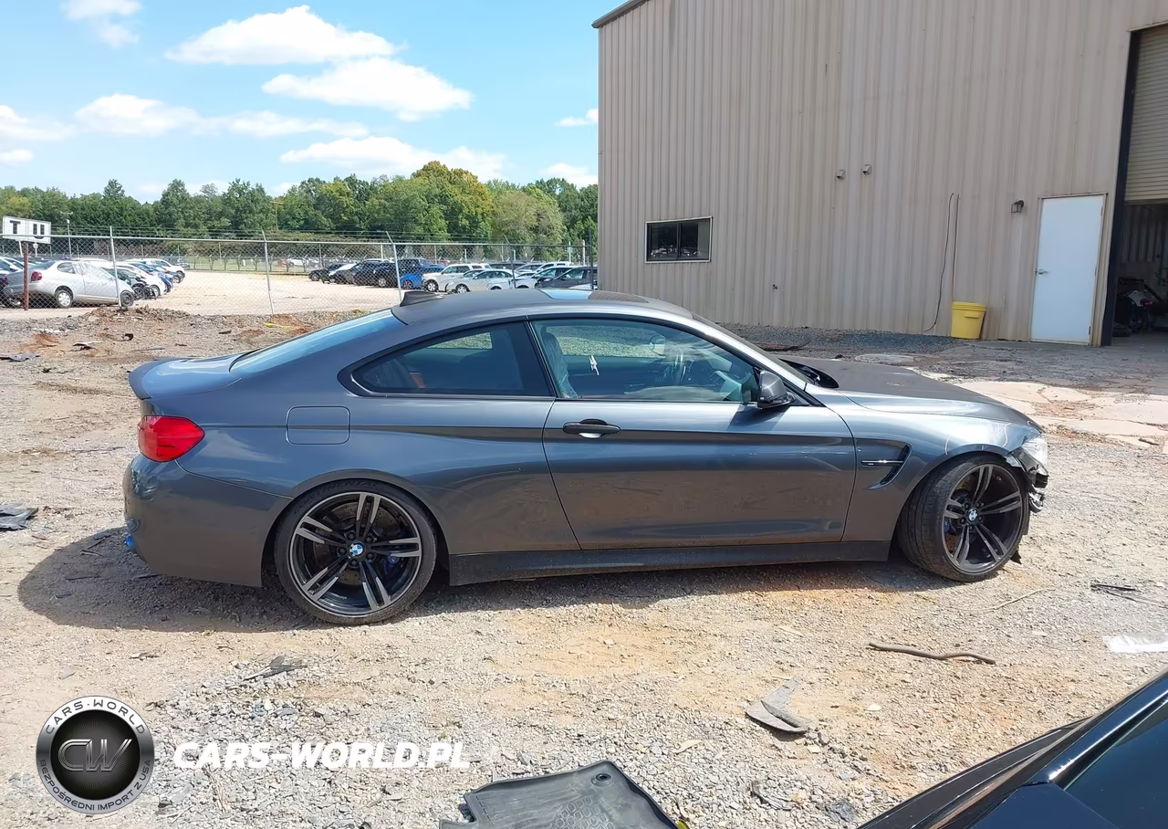 2015 BMW M4 VIN:WBS3R9C52FK329707 - 13