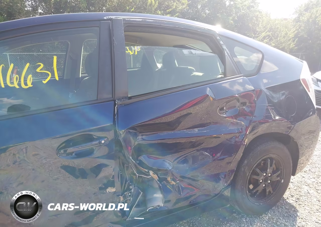 2012 Toyota Prius Two VIN:JTDKN3DU4C0334092 - 6