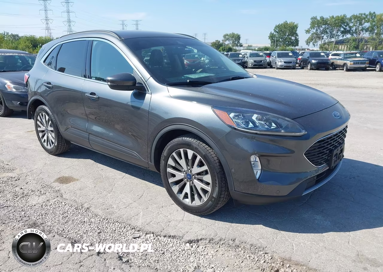 2020 Ford Escape Titanium