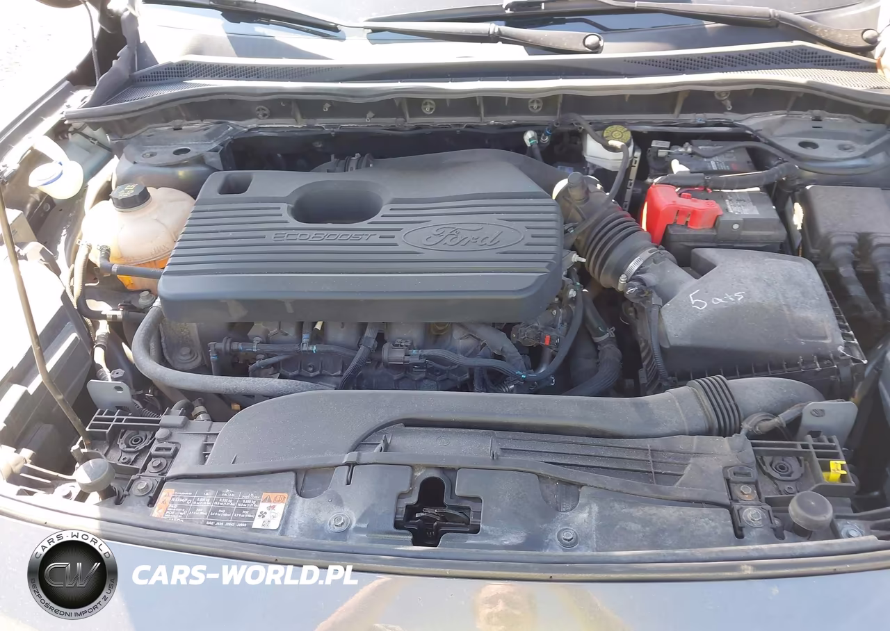 2020 Ford Escape Titanium VIN:1FMCU9J99LUA98635 - 10