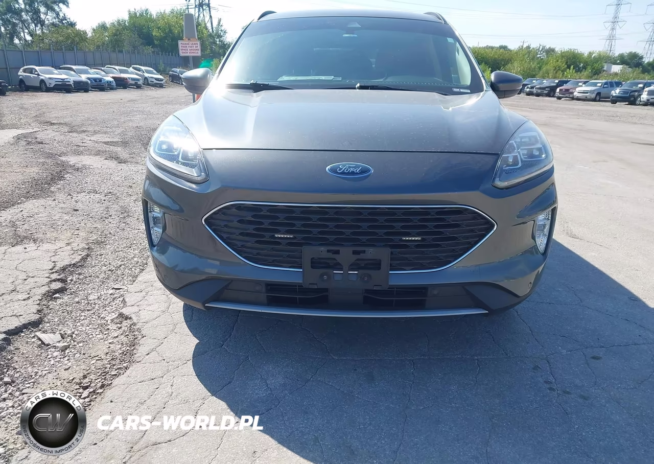 2020 Ford Escape Titanium VIN:1FMCU9J99LUA98635 - 13