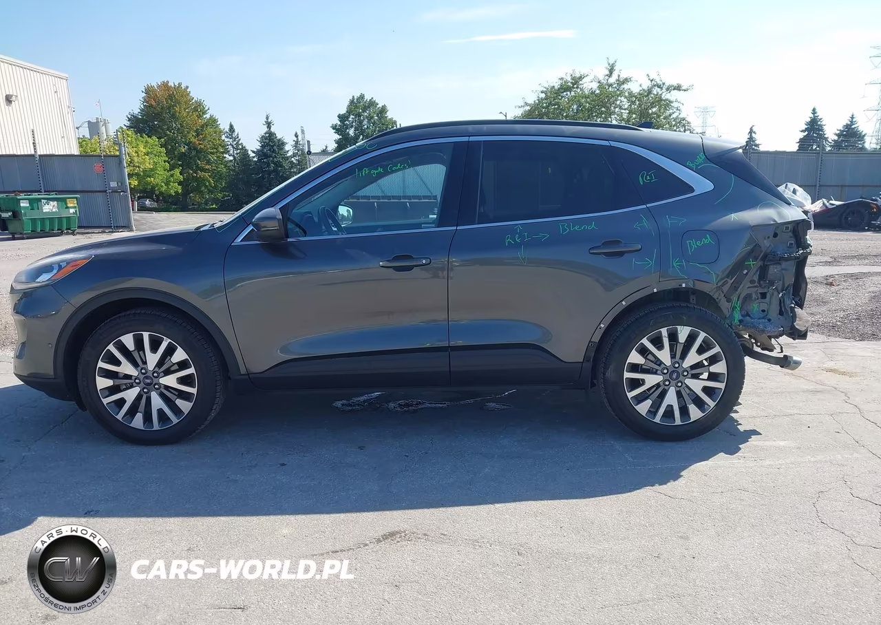 2020 Ford Escape Titanium VIN:1FMCU9J99LUA98635 - 15