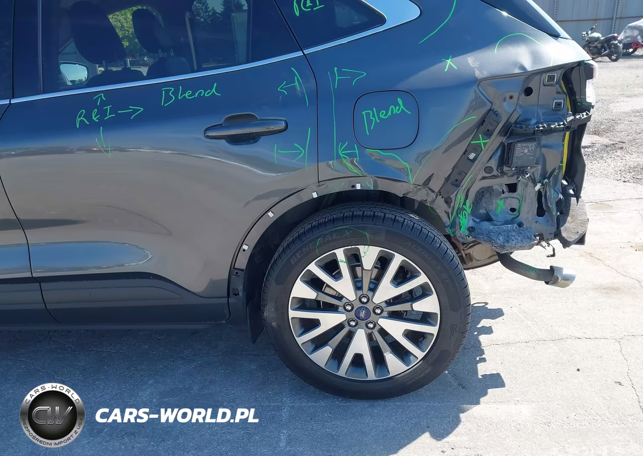 2020 Ford Escape Titanium VIN:1FMCU9J99LUA98635 - 18