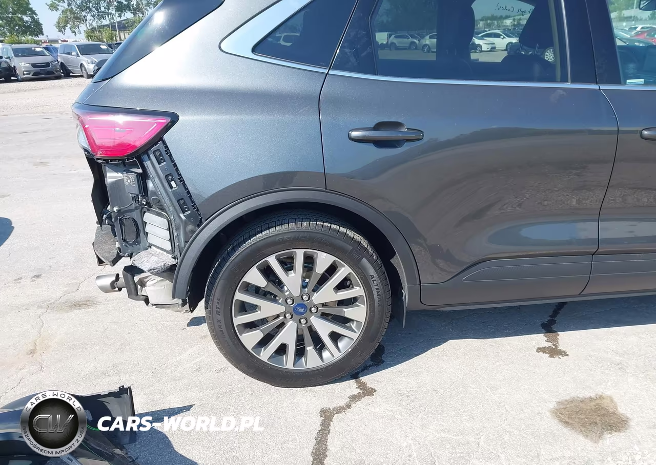 2020 Ford Escape Titanium VIN:1FMCU9J99LUA98635 - 21