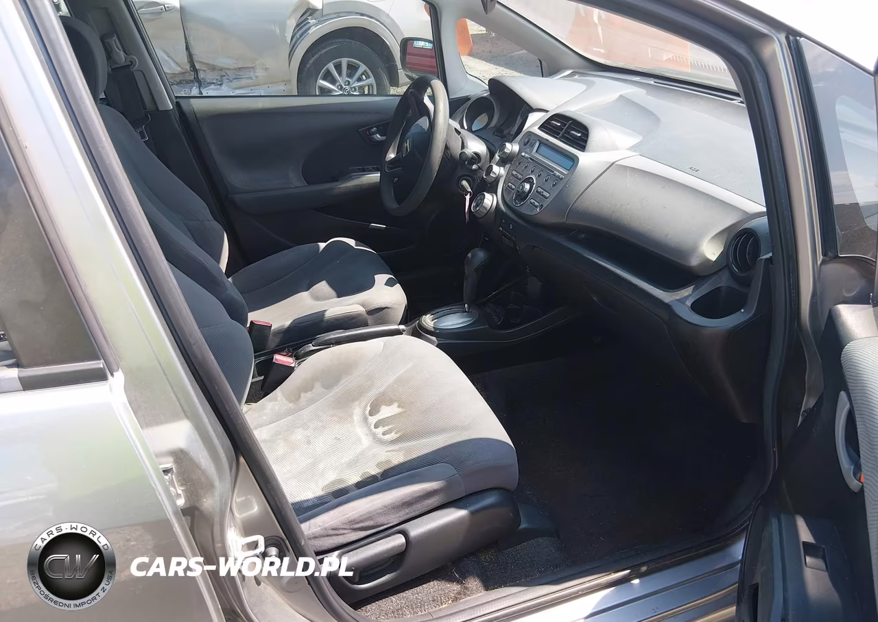 2009 Honda Fit VIN:JHMGE88269C003113 - 5