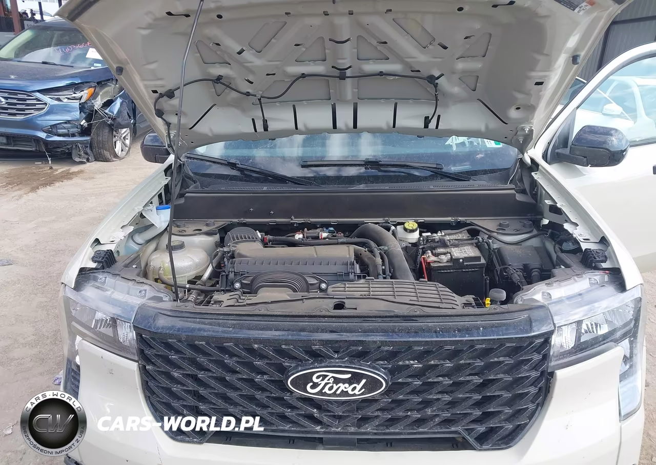 2025 Ford Maverick Xlt VIN:3FTTW8JA4SRA79113 - 10