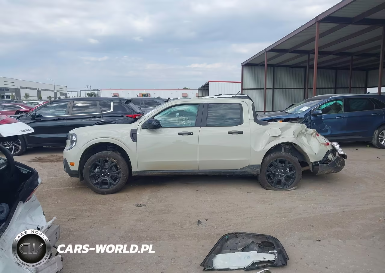 2025 Ford Maverick Xlt VIN:3FTTW8JA4SRA79113 - 14