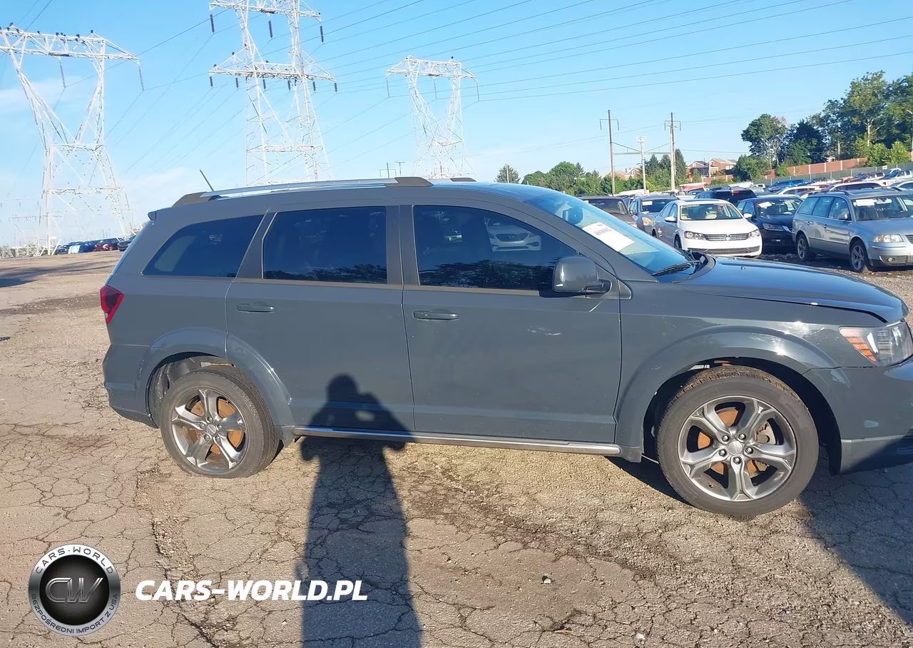 2017 Dodge Journey Crossroad Plus VIN:3C4PDCGB9HT676053 - 14