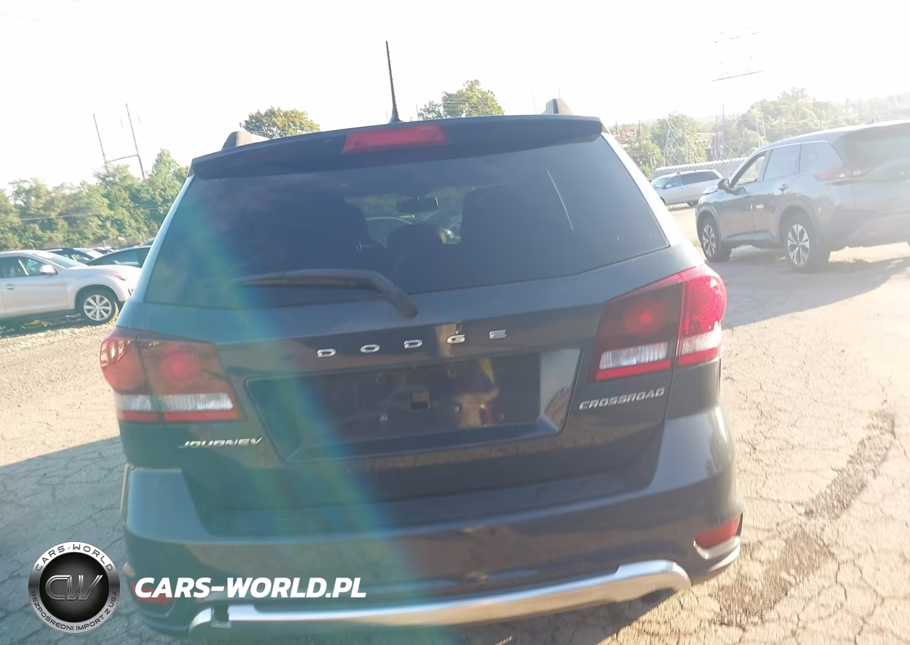 2017 Dodge Journey Crossroad Plus VIN:3C4PDCGB9HT676053 - 17