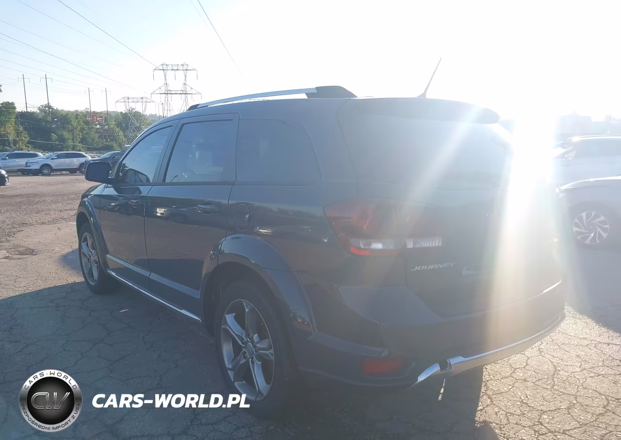 2017 Dodge Journey Crossroad Plus VIN:3C4PDCGB9HT676053 - 3