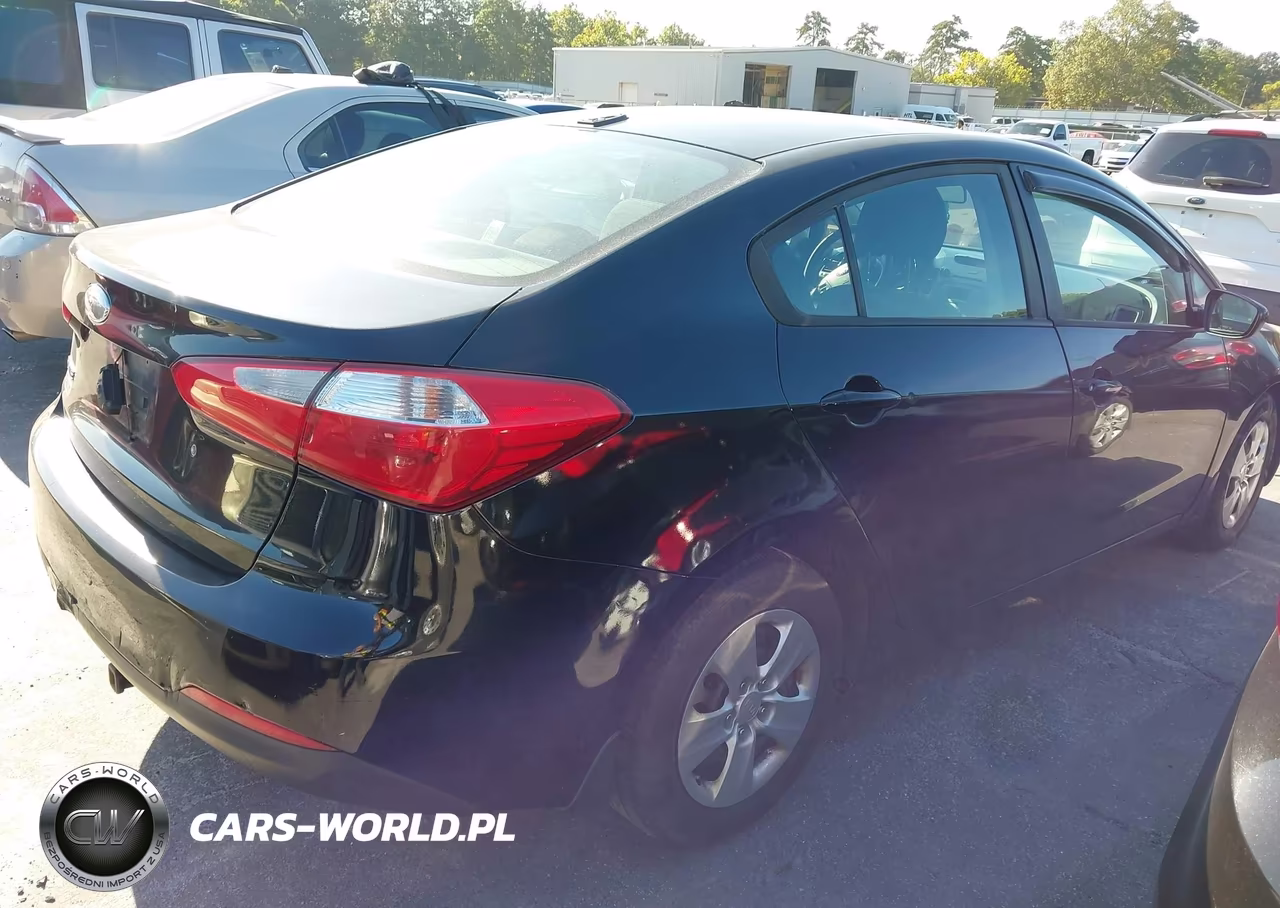2015 Kia Forte Lx VIN:KNAFK4A61F5277022 - 4