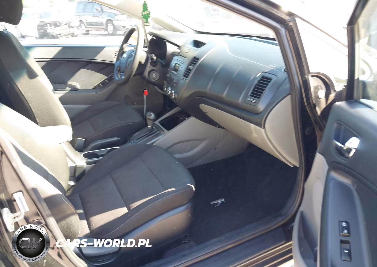 2015 Kia Forte Lx VIN:KNAFK4A61F5277022 - 5