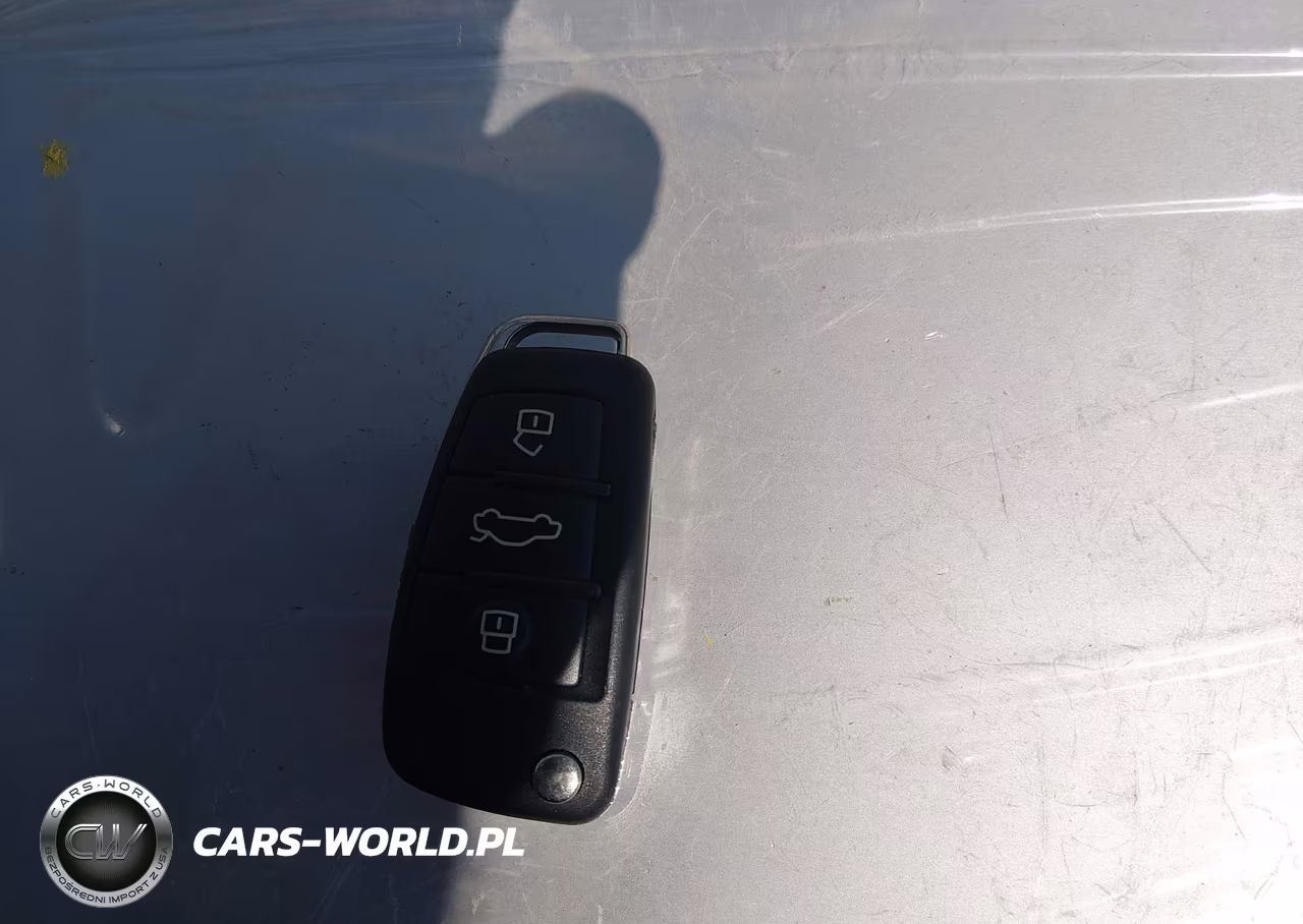 2015 Audi A3 2.0T Premium VIN:WAUBFGFFXF1015830 - 11