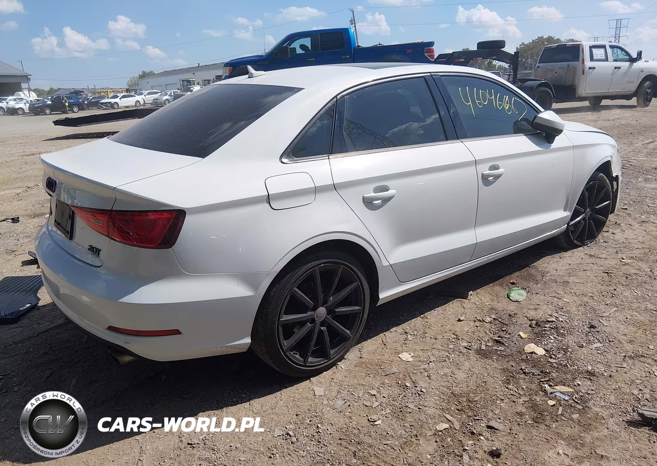 2015 Audi A3 2.0T Premium VIN:WAUBFGFFXF1015830 - 4