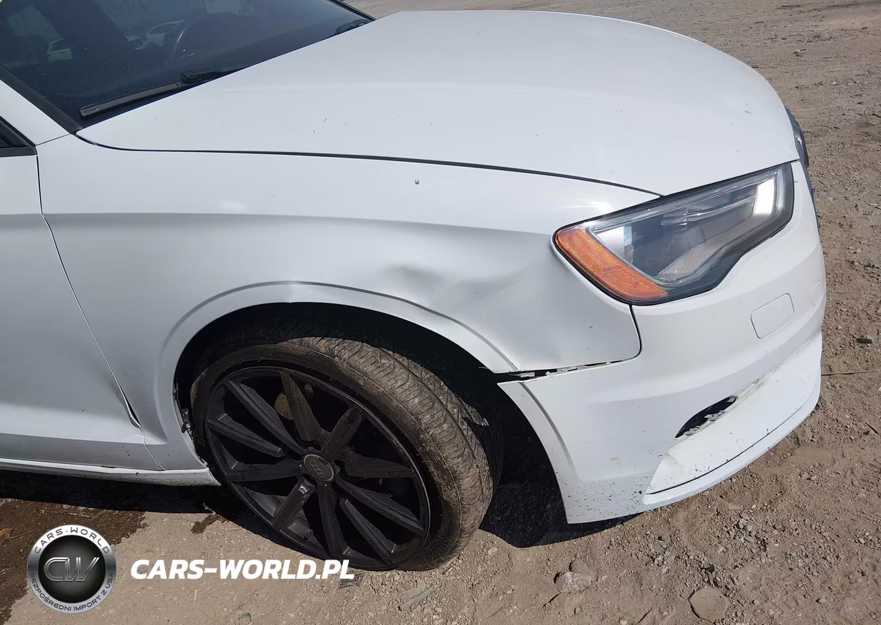 2015 Audi A3 2.0T Premium VIN:WAUBFGFFXF1015830 - 6
