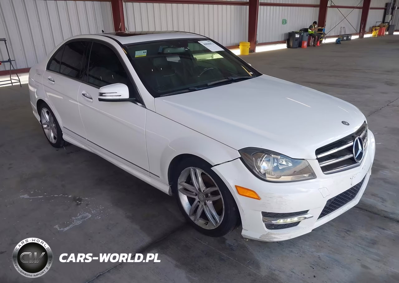 2014 Mercedes-Benz C 250 Sport – zdjęcie 1 z 11