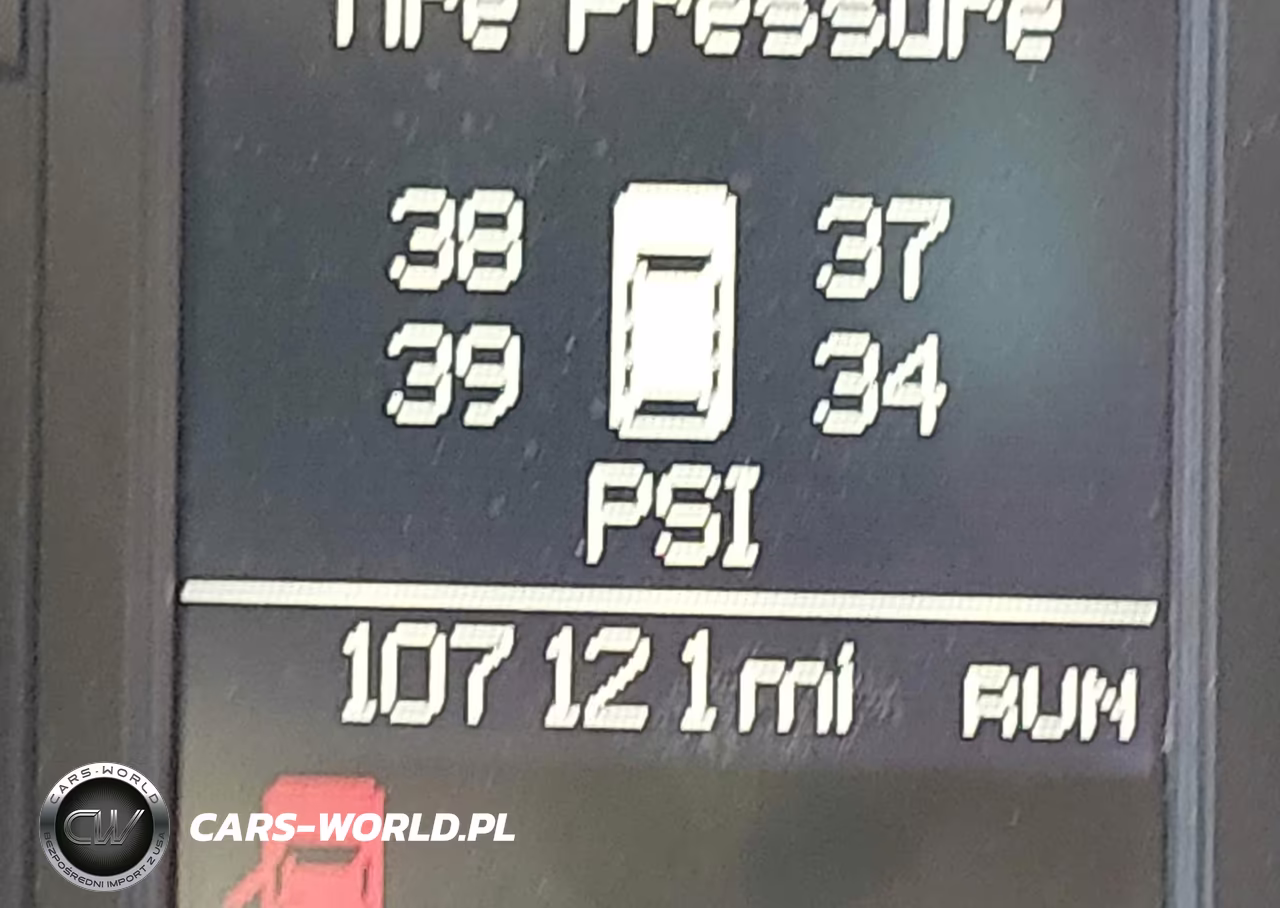 2015 Chrysler Town & Country Limited Platinum VIN:2C4RC1GG9FR618794 - 15