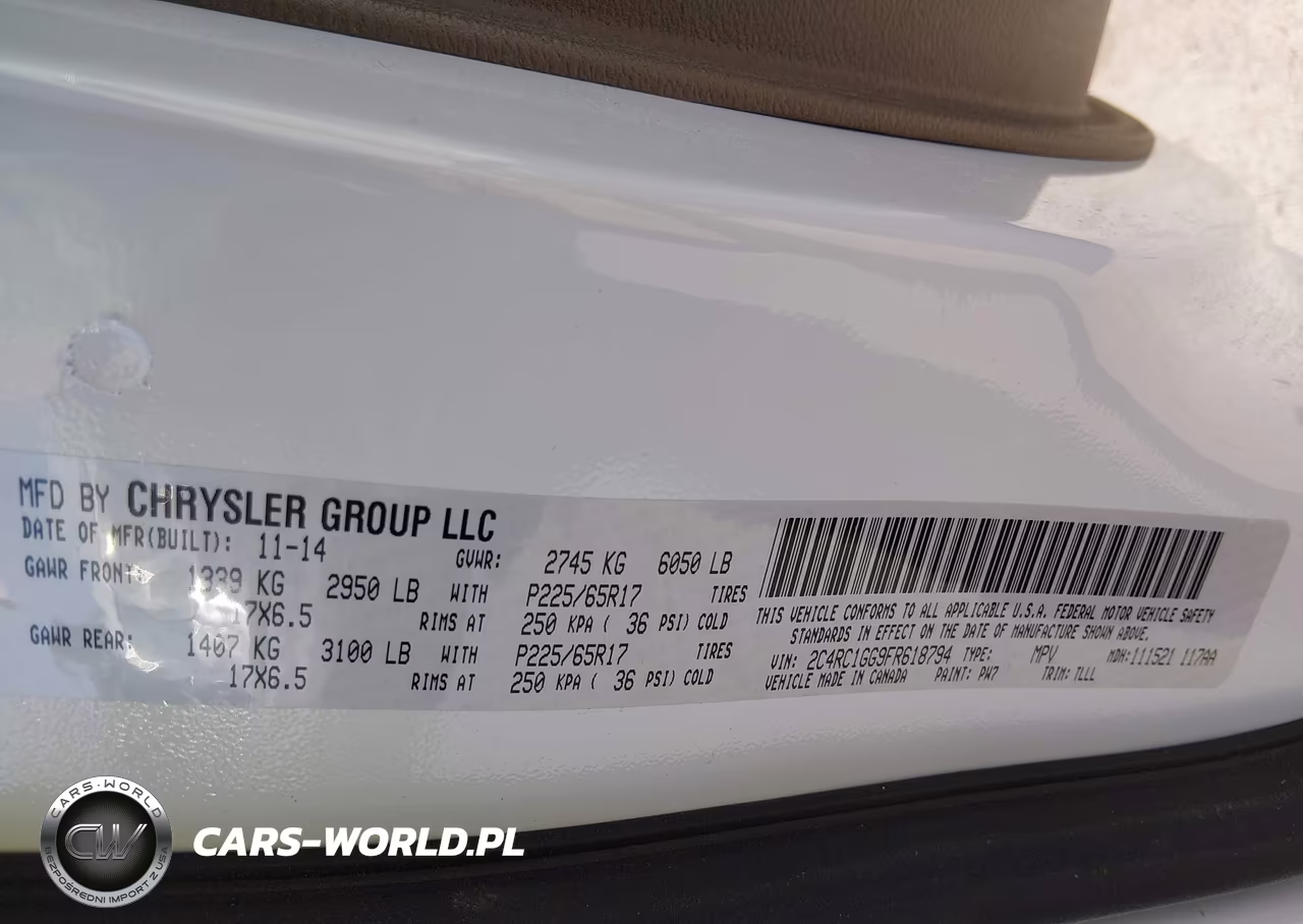 2015 Chrysler Town & Country Limited Platinum VIN:2C4RC1GG9FR618794 - 8