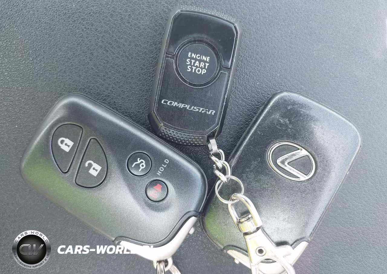 2010 Lexus Is 250C VIN:JTHFF2C2XA2501385 - 11