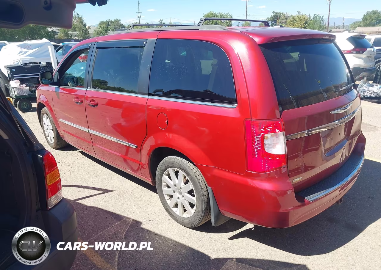 2014 Chrysler Town & Country Touring VIN:2C4RC1BGXER256853 - 3