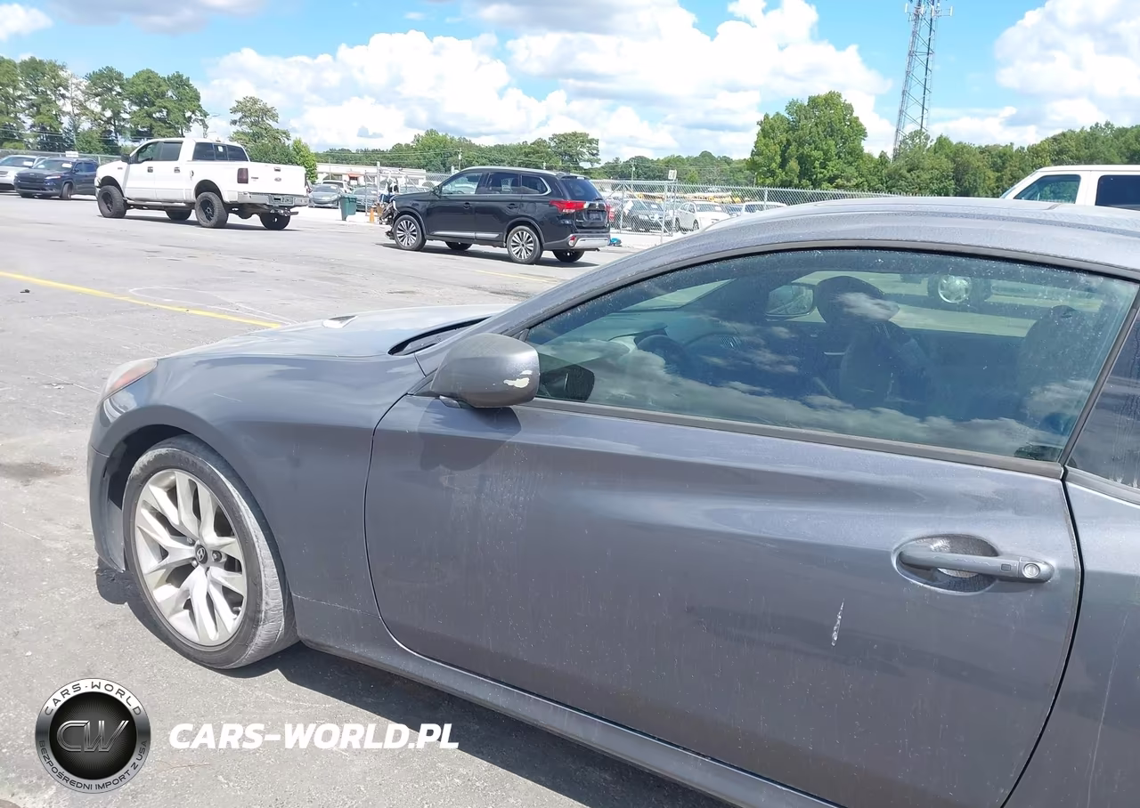 2014 Hyundai Genesis 2.0T Premium VIN:KMHHT6KDXEU114869 - 6