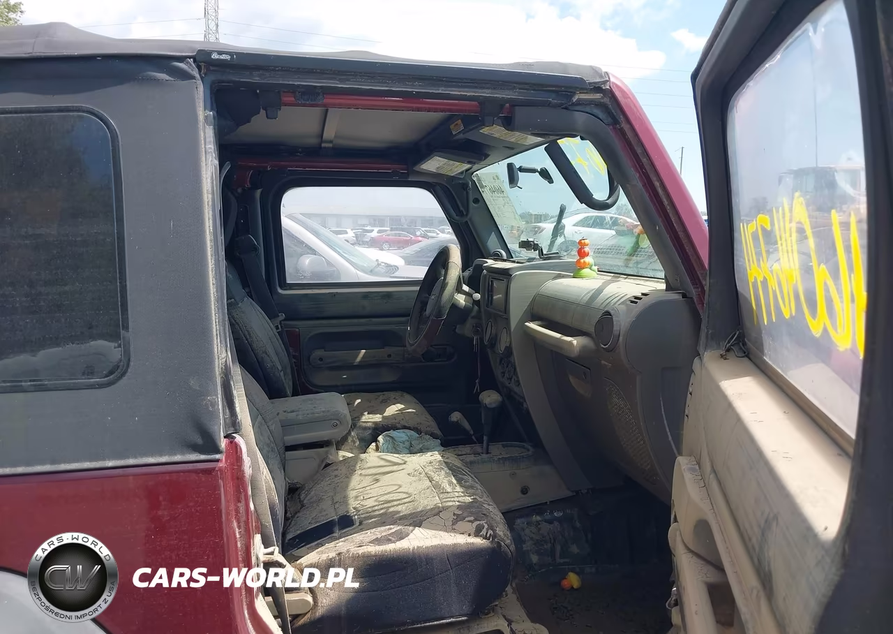 2007 Jeep Wrangler Sahara VIN:1J8FA54167L204021 - 5