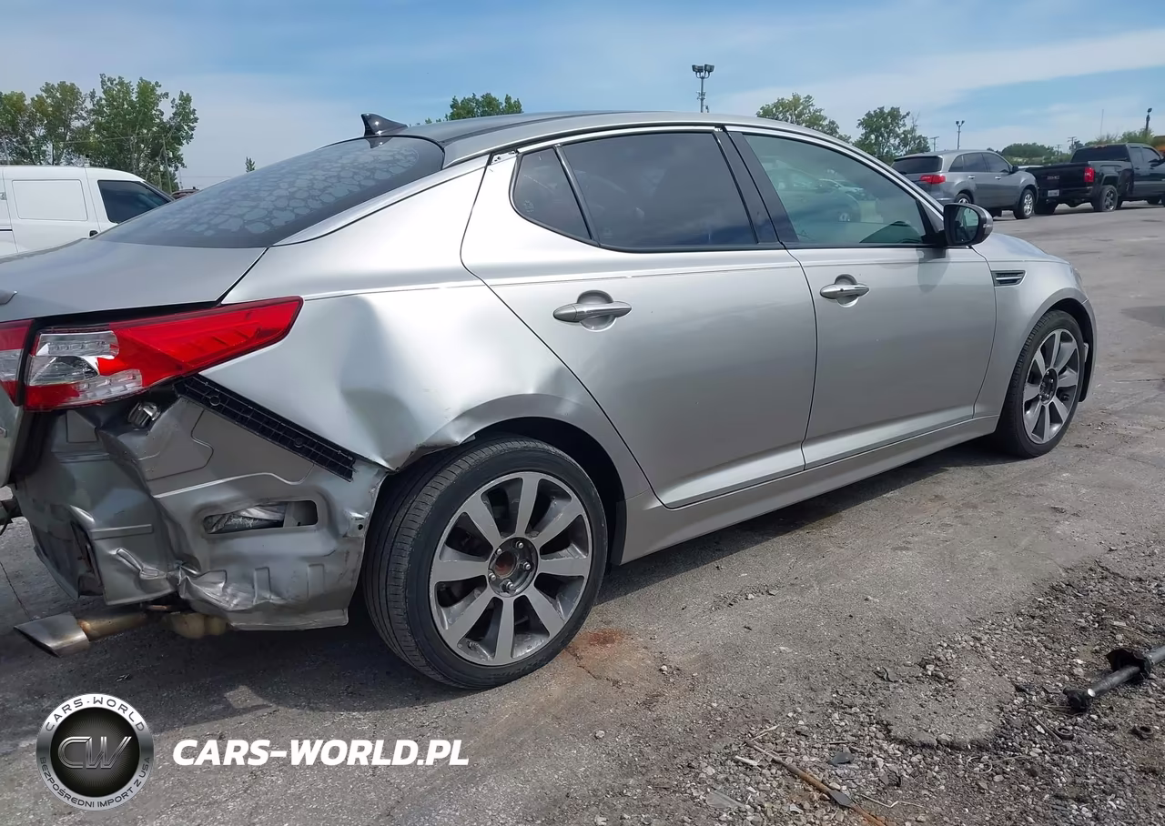 2012 Kia Optima Sx VIN:5XXGR4A62CG026536 - 4