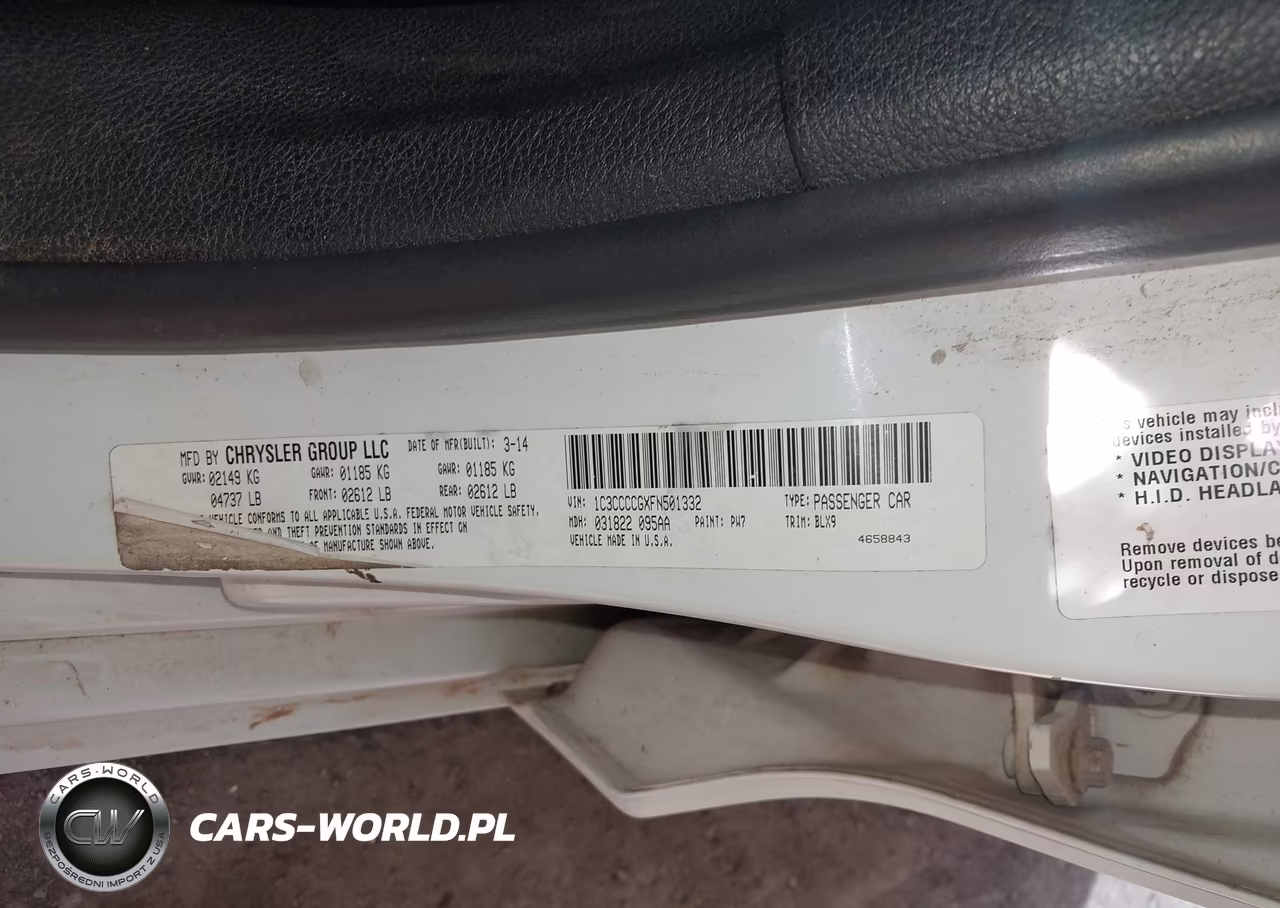 2015 Chrysler 200 C VIN:1C3CCCCGXFN501332 - 9