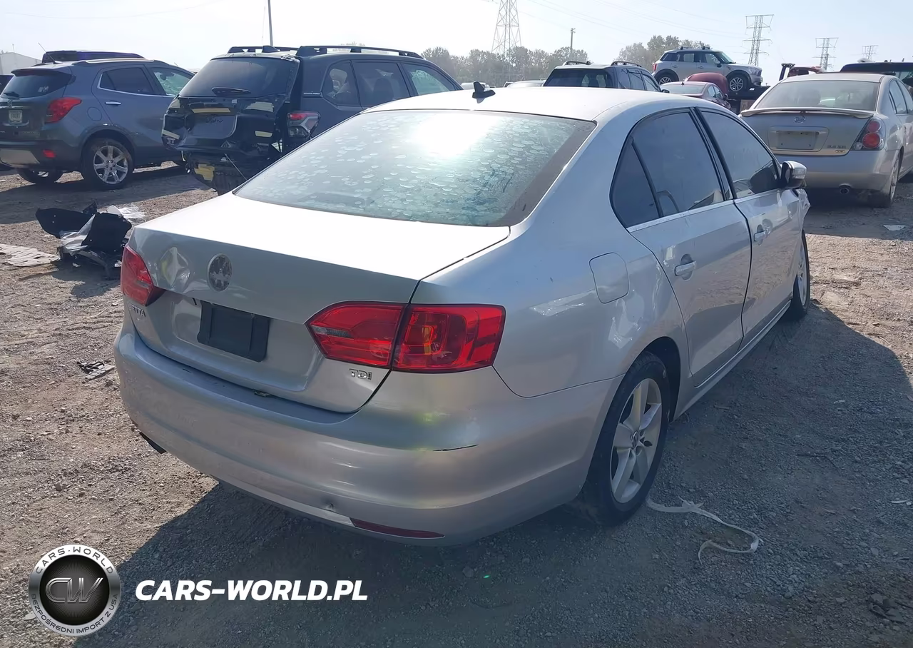 2013 Volkswagen Jetta 2.0L Tdi VIN:3VWLL7AJ0DM291765 - 4