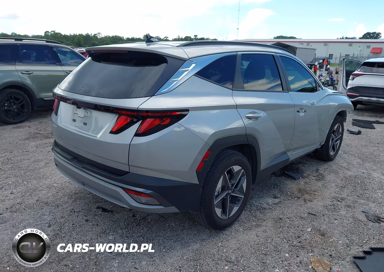 2026 Hyundai Tucson Sel VIN:5NMJB3DE1TH674832 - 4