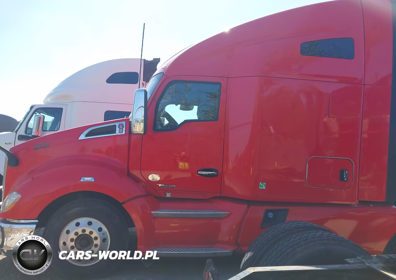 2020 Kenworth T680 VIN:1XKYDP9X7LJ427114 - 2