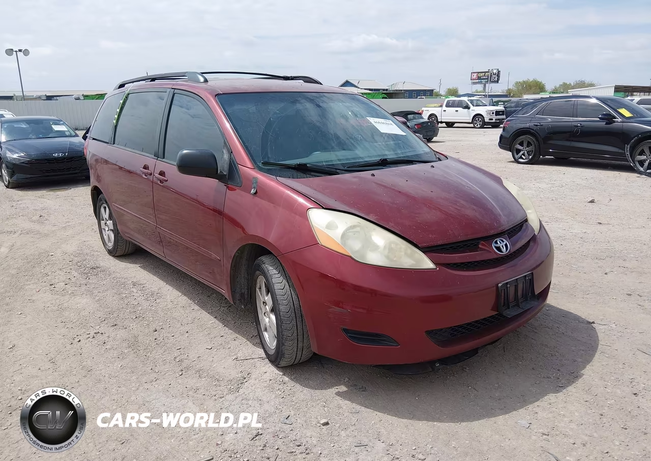 2010 Toyota Sienna Le