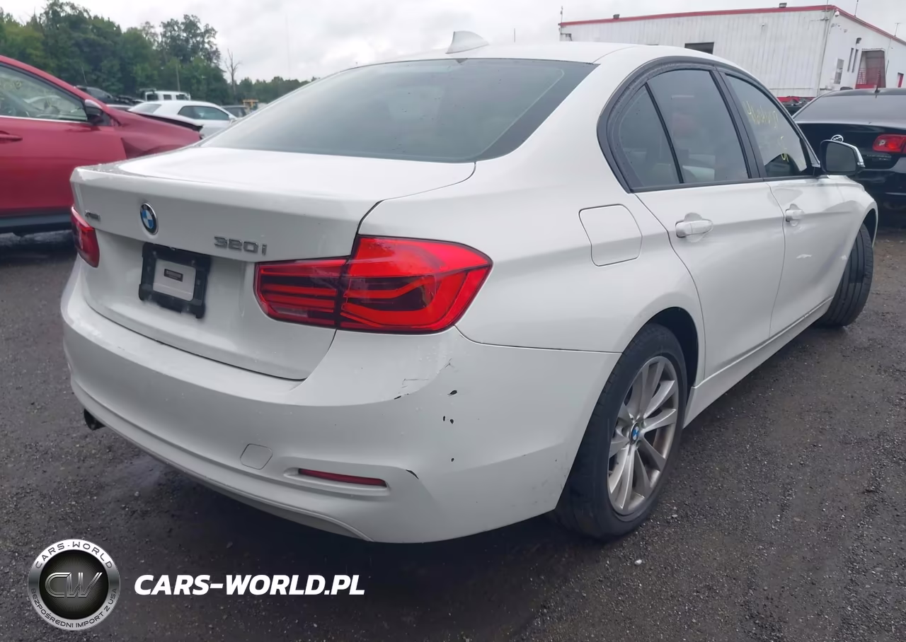 2018 BMW 320I xDrive VIN:WBA8A3C50JA357888 - 6