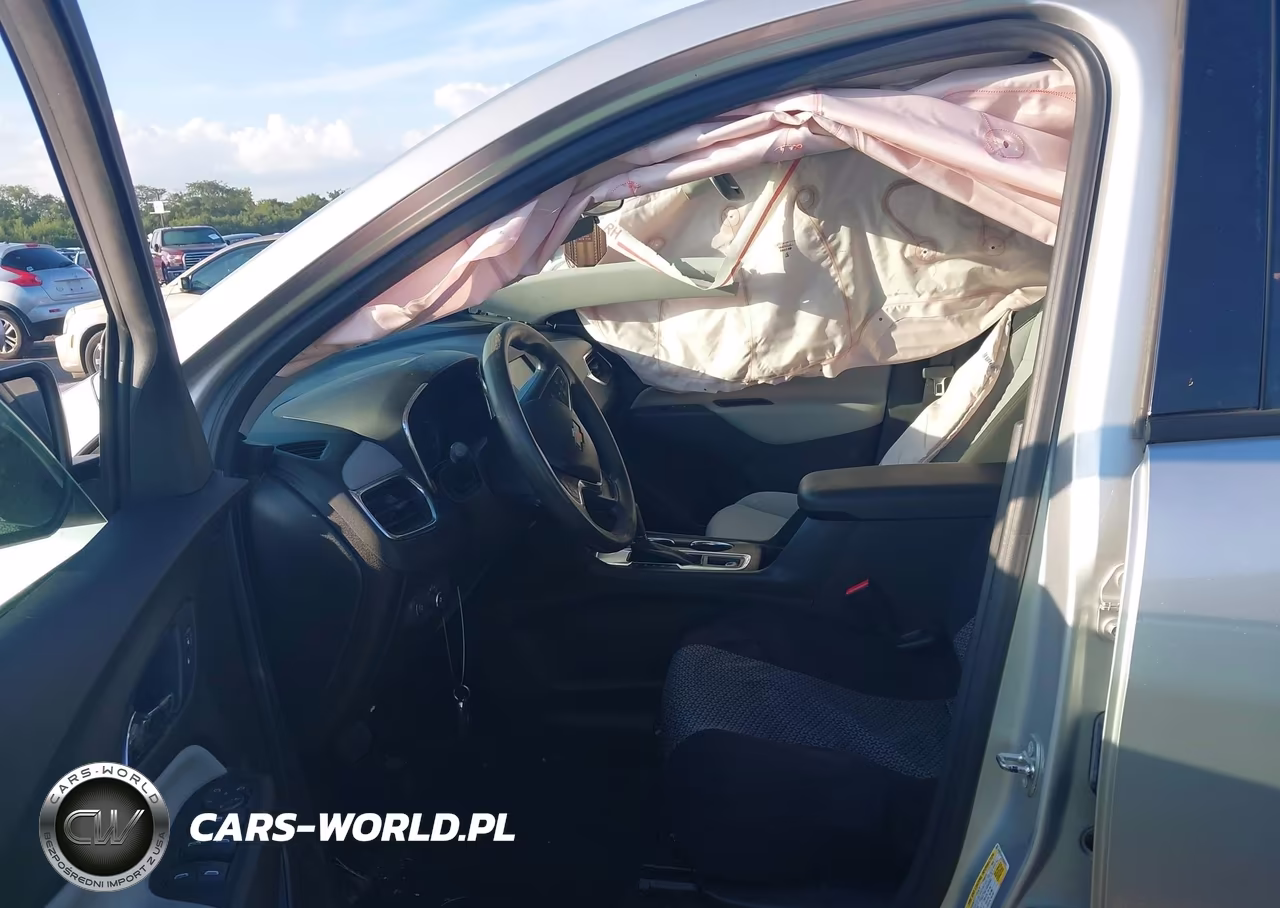 2018 Chevrolet Equinox Ls VIN:3GNAXHEV9JS565481 - 5