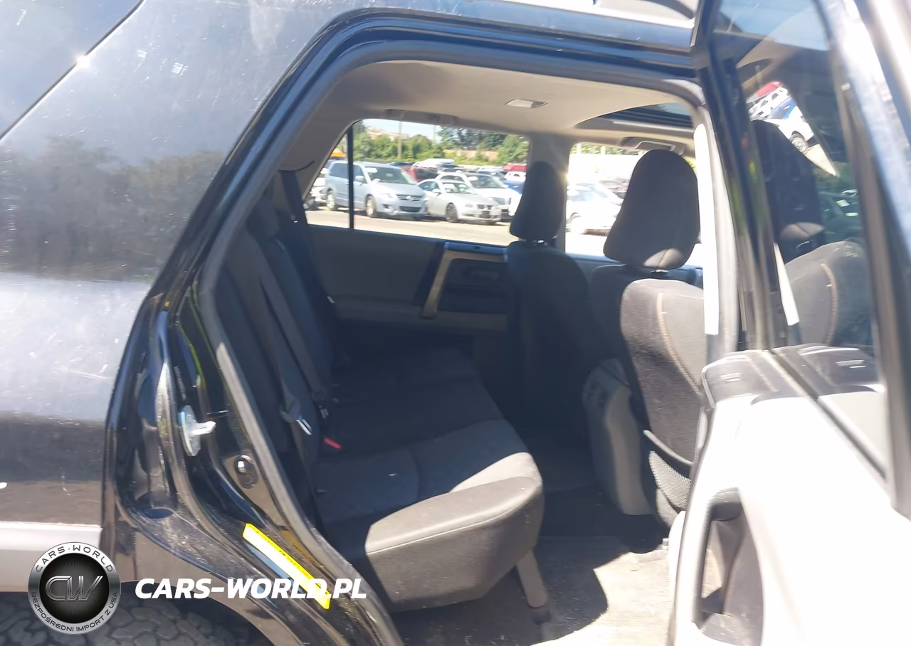 2011 Toyota 4Runner Trail V6 VIN:JTEBU5JR0B5050972 - 8