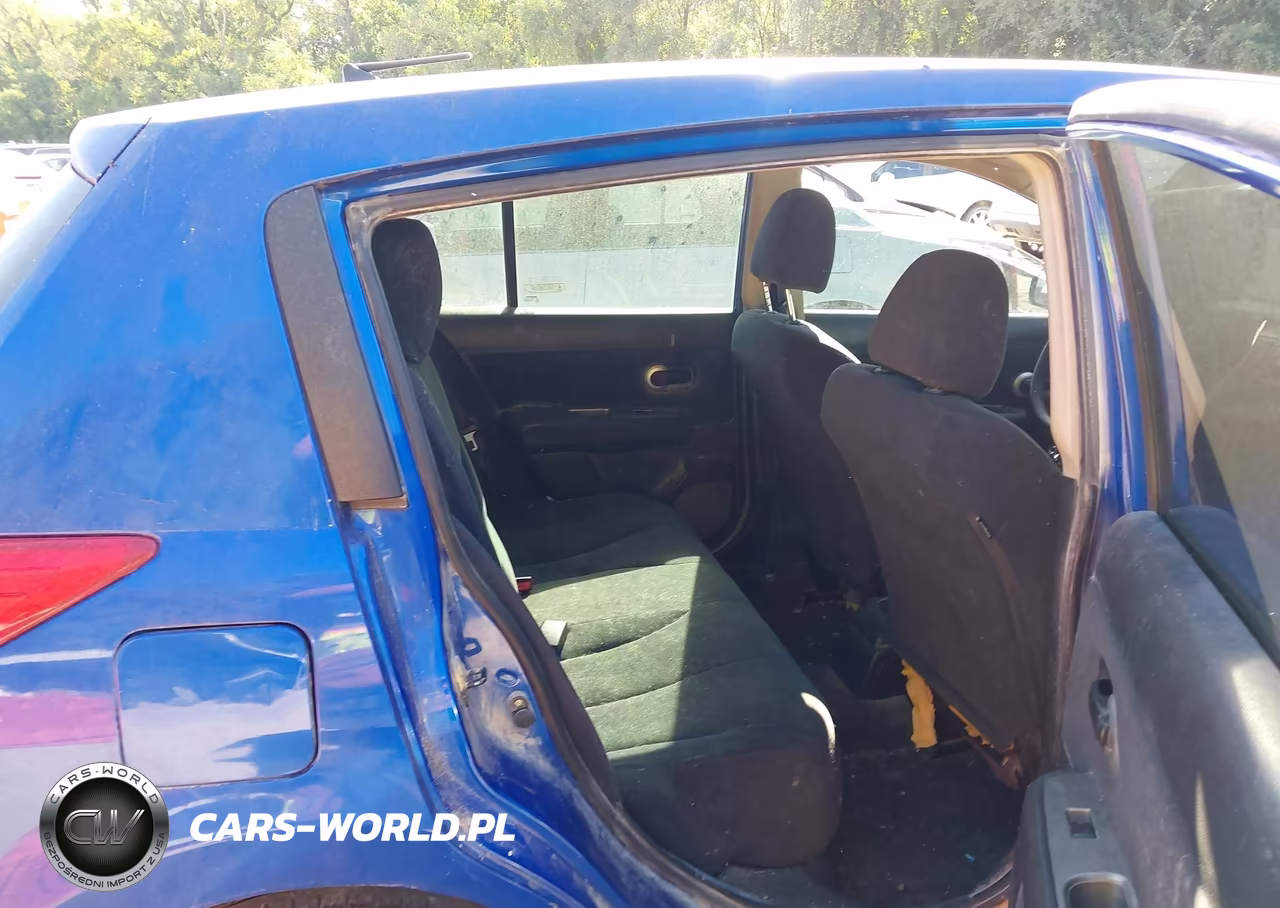 2011 Nissan Versa 1.8S VIN:3N1BC1CP2BL421984 - 8