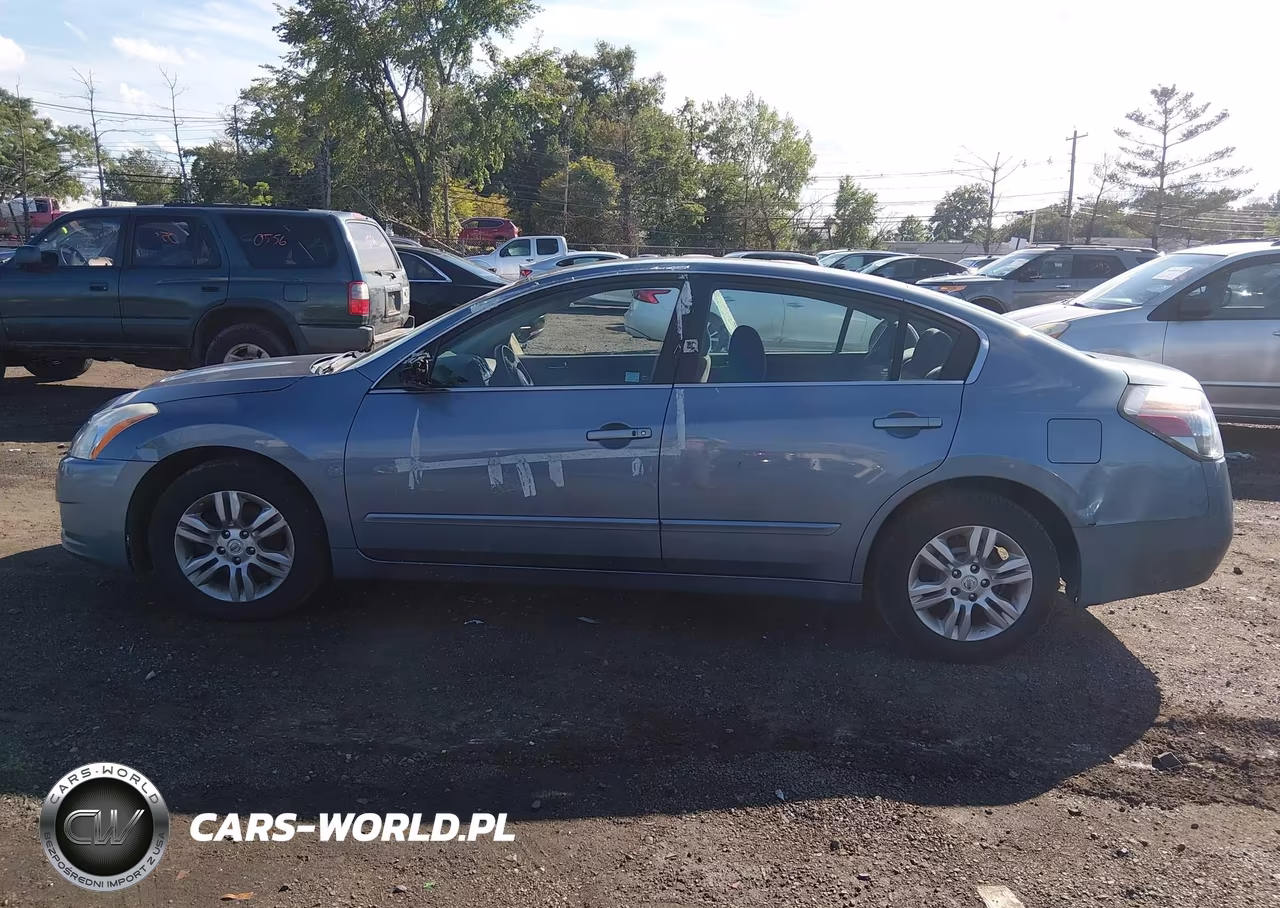 2011 Nissan Altima 2.5 S VIN:1N4AL2AP3BN456735 - 14