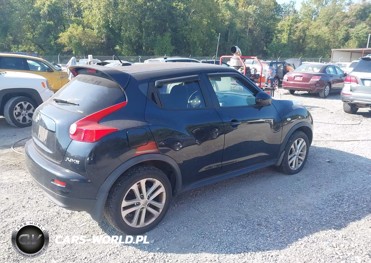 2011 Nissan Juke Sl VIN:JN8AF5MV8BT029046 - 4