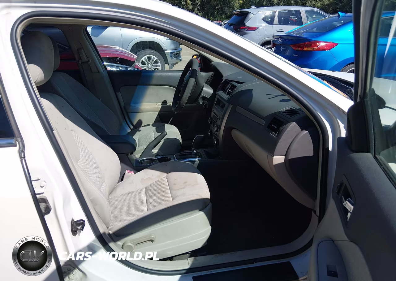 2010 Ford Fusion Se VIN:3FAHP0HA3AR143818 - 5
