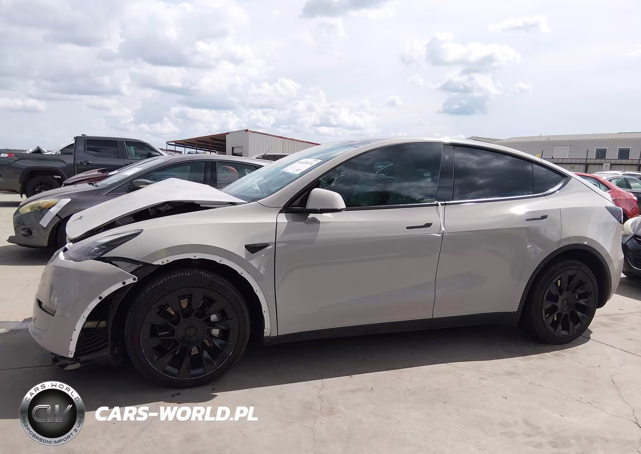 2023 Tesla Model Y Awd-Long Range Dual Motor All-Wheel Drive VIN:7SAYGAEE9PF784458 - 15