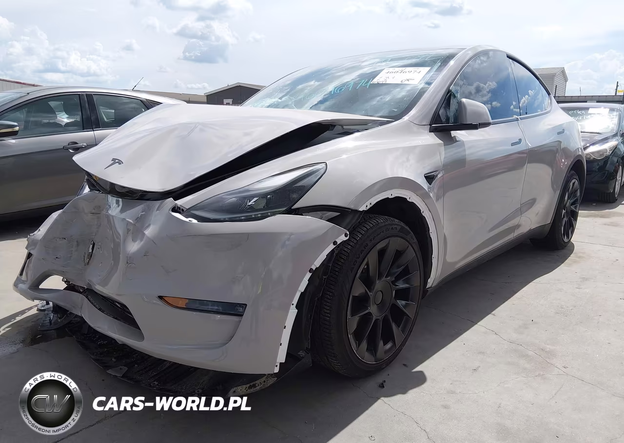 2023 Tesla Model Y Awd-Long Range Dual Motor All-Wheel Drive VIN:7SAYGAEE9PF784458 - 2