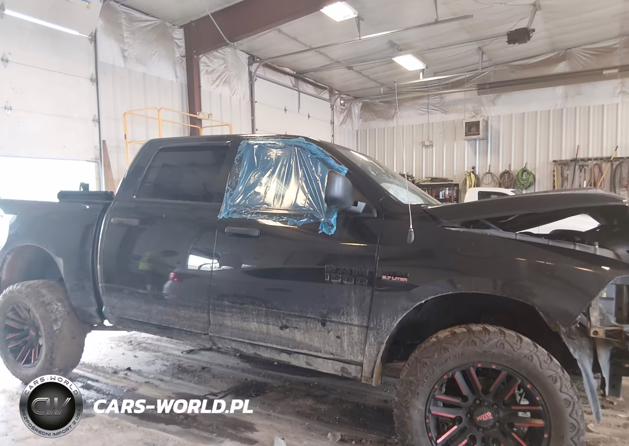 2018 Ram 1500 St VIN:1C6RR7KT3JS261715 - 13