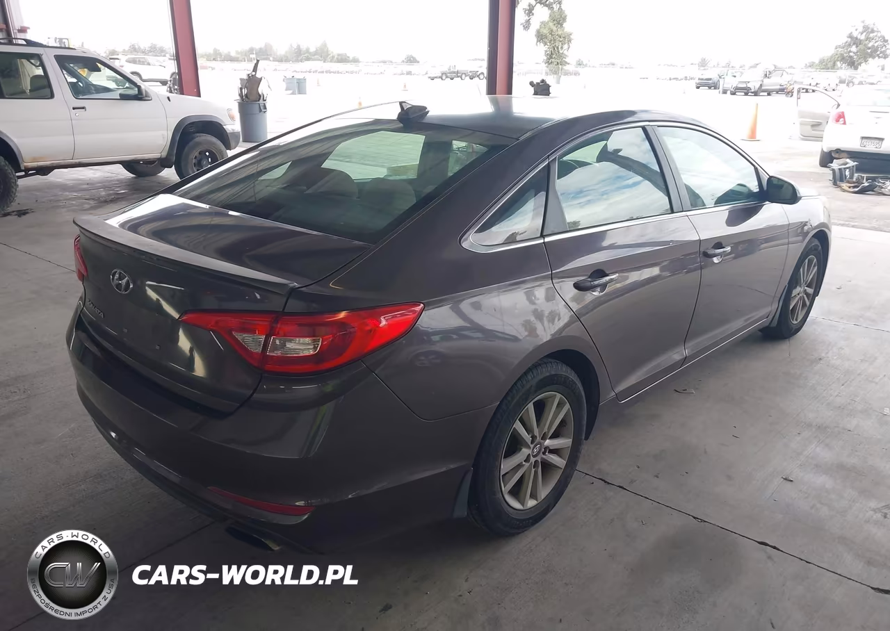 2015 Hyundai Sonata Se VIN:5NPE24AF9FH041605 - 4