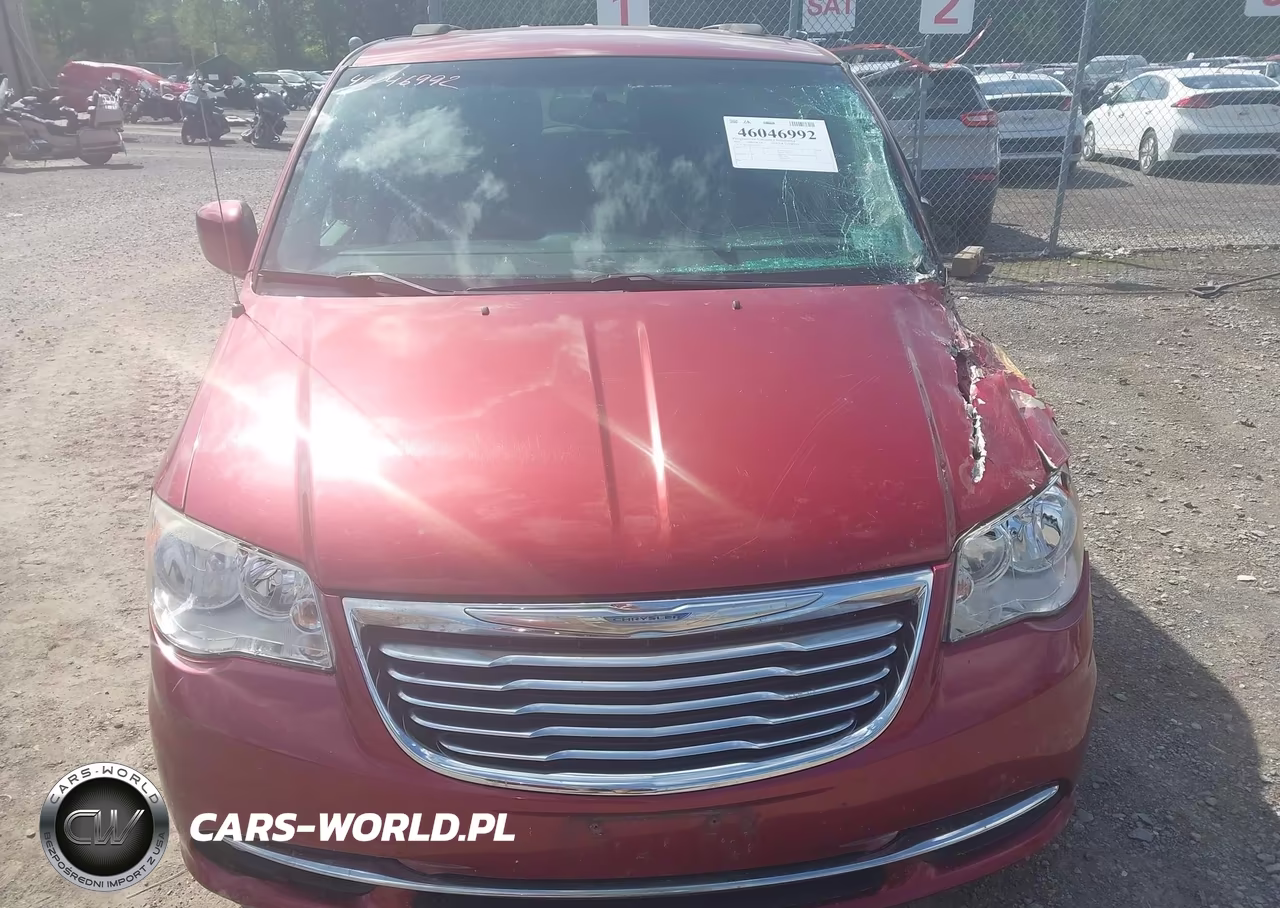 2015 Chrysler Town & Country Touring VIN:2C4RC1BG1FR577472 - 12