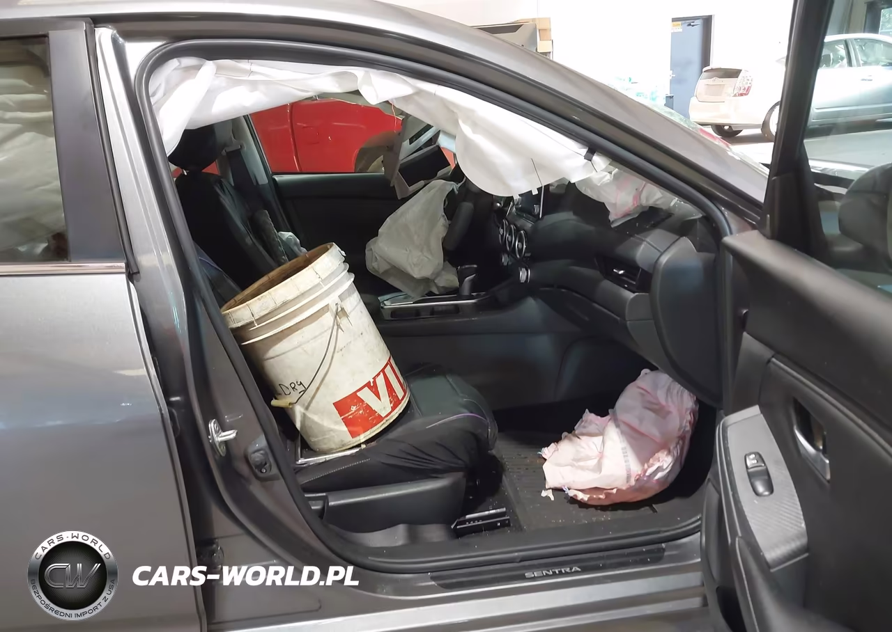 2025 Nissan Sentra Sv VIN:3N1AB8CV9SY252443 - 5