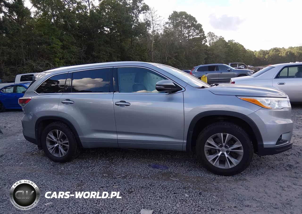 2014 Toyota Highlander Xle V6 VIN:5TDJKRFHXES024567 - 13